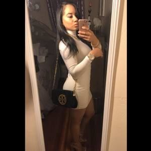 Meet your Posher, Pao